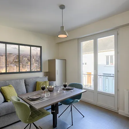 Διαμέρισμα Le Baron Centre - Garage Prive - Wifi Fibre - Classe 3 Etoiles *