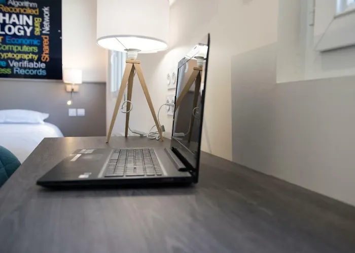 Le Baron Centre - Garage Prive - Wifi Fibre - Classe 3 Etoiles *